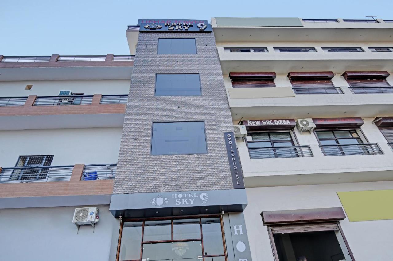 Townhouse Sky Hotel Ludhiana Exterior photo